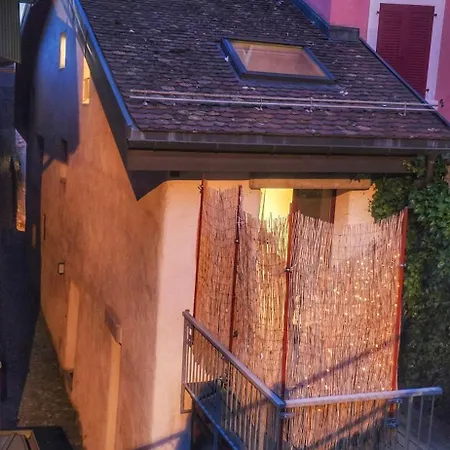 Au 26Bis, 2 Appartements Montreux, 1 Apartment Niveau 0 Et Un Autre Appartement Duplex Niveau 1 Et 2, 15 Minutes A Pieds Du Centre De Montreux, Lac Leman, Ideal Pour Balades En Ville, Montagne, Festivals, Casino, Plages, Ski, Fredy Mercury, Marche De Exterior photo