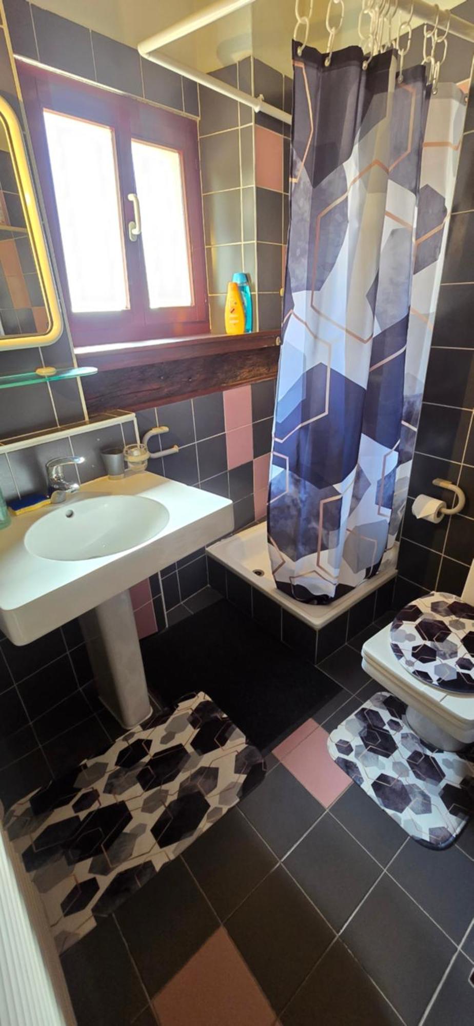 Au 26bis, 2 Montreux, 1 Niveau 0 Et Un Autre Duplex Niveau 1 Et 2, 15 Minutes A Pieds Du Centre De Montreux, Leman, Ideal Pour Balades En Ville, Montagne, Festivals, Casino, Plages, Ski, Fredy Mercury, Marche De Apartment *
